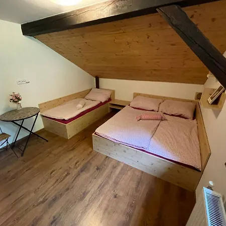 Vladimir, Rekreacni Stredisko Šternberk